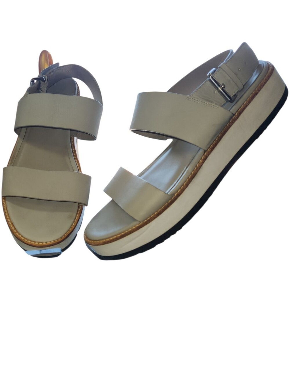 Vince. Gray/Taupe Leather Low Platform Slingback Two Band Buckle Sandal Size 8